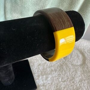 Vintage Lucite Bangle Bracelet